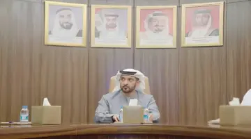 عبدالعزيز بن حميد يطّلع على تقرير عقارات عجمان في الربع الأول